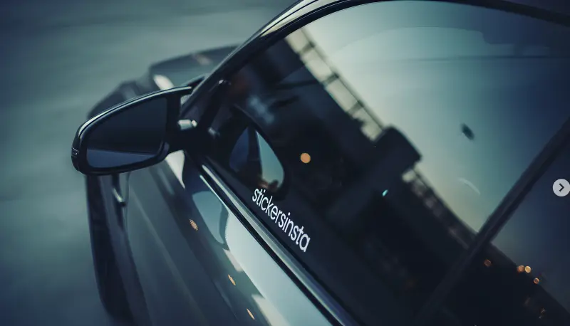 Autocollant Instagram personnalisé voiture